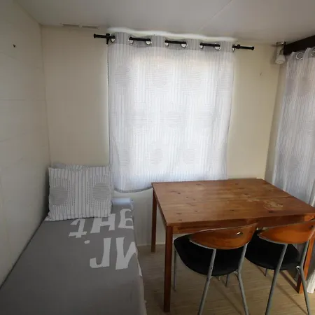 Land's Hause Par La Conciergerie Francaise Emplacement E24 アパート *