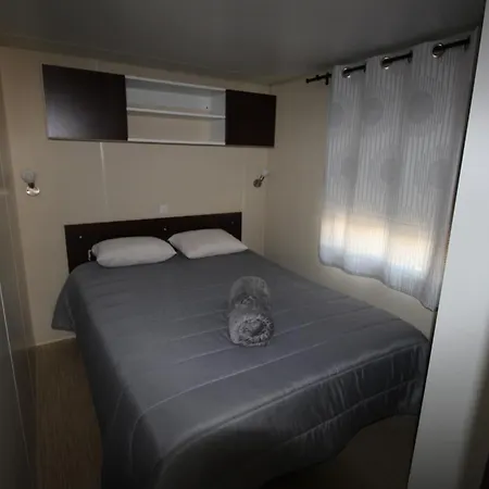 Land's Hause Par La Conciergerie Francaise Emplacement E24 *